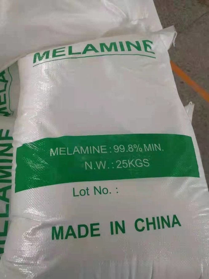 White Crystal Melamine Powder 99.8% Purity For Wood Glue 3